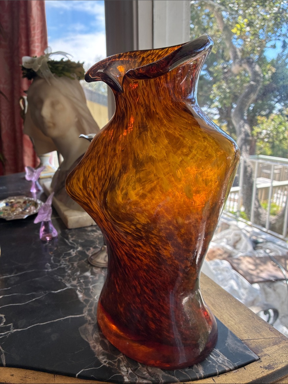 Handblown glass bust (vase)